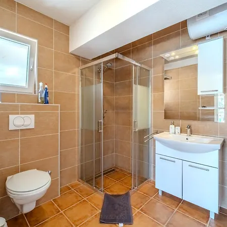 Dupin Oceanfront With Boat Dock Appartamento Bobovisca