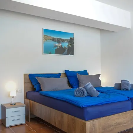 Dupin Oceanfront With Boat Dock Appartamento